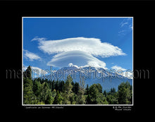 Load image into Gallery viewer, 14&quot;x11&quot; Photography Matted Print《Lenticular on Summer Mt.Shasta》