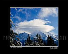 Load image into Gallery viewer, 20&quot;x16&quot; Photography Matted Print《Mt.Shasta Lenticular Cloud》