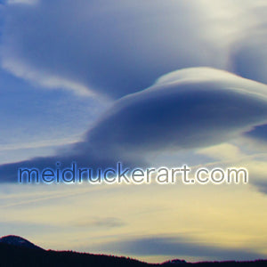 20"x16" Art Matted Print《Lenticular Cloud on the Mt.Shasta》