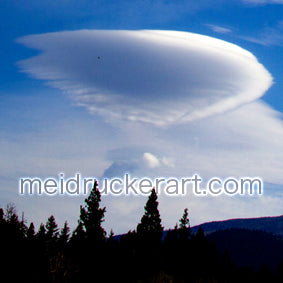 20"x16" Art Matted Print《A Big Lenticular Clouds on the Mt.Shasta》